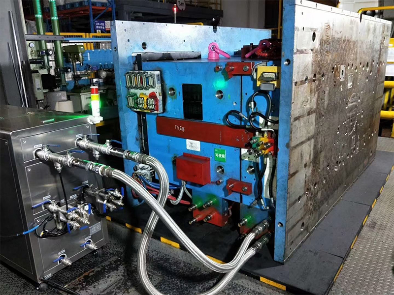 注塑行業-汽車模具水路清洗